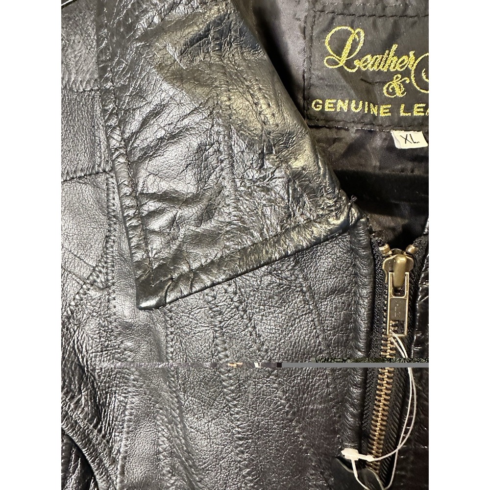 Leather & Soul Men's Black Leather Jacket XL Full Zip Lined Spread Collar Short - Picture 3 of 13